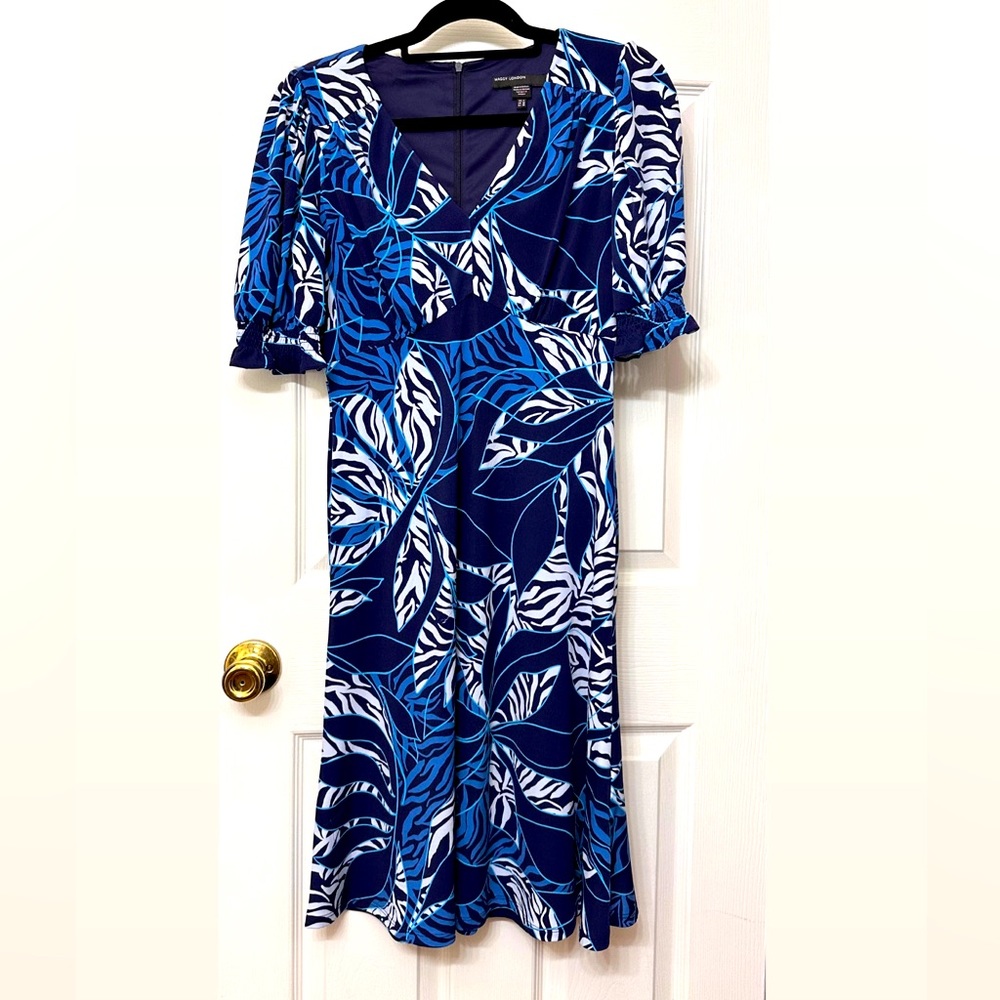 MAGGY LONDON Puff Sleeve Floral Midi Dress